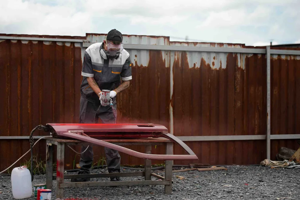 Fencing Solutions | Comparing the Best Materials