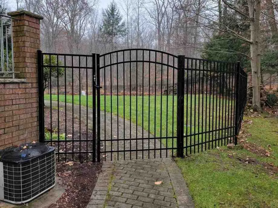 Top 5 Benefits of a Wayne, NJ Aluminum Fence