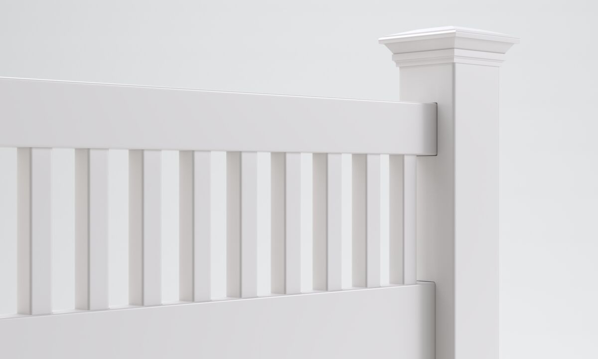 Catalyst Chesapeake spindle-top vinyl privacy fence in white