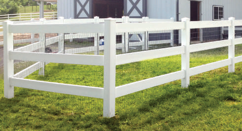 Interstate standard post and rail vinyl fence with welded wire